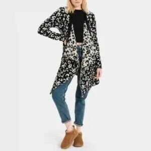 UGG Leopard Print Phoebe Wrap Cardigan fluffy oversized sweater knit size medium